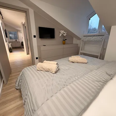 Adelia - Apartmanovy Dom Pinea - Frida *