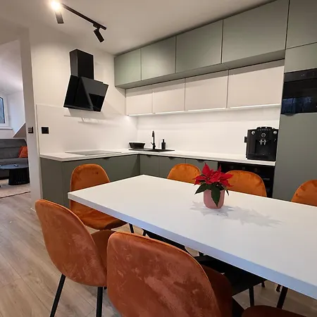 Adelia - Apartmanovy Dom Pinea - Frida *