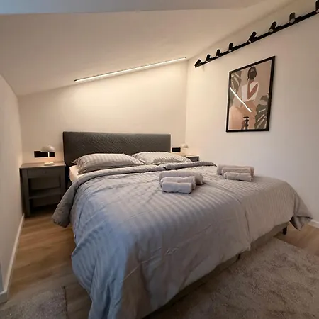 Adelia - Apartmanovy Dom Pinea - Frida * Nová Lesná